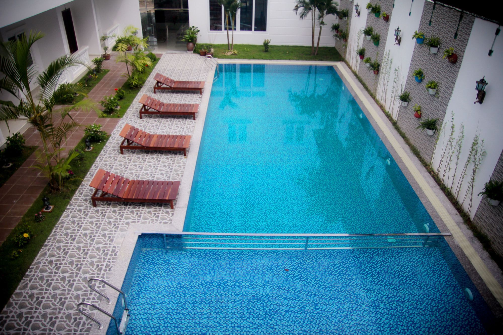 Vanda Hotel Phu Quoc Exterior photo